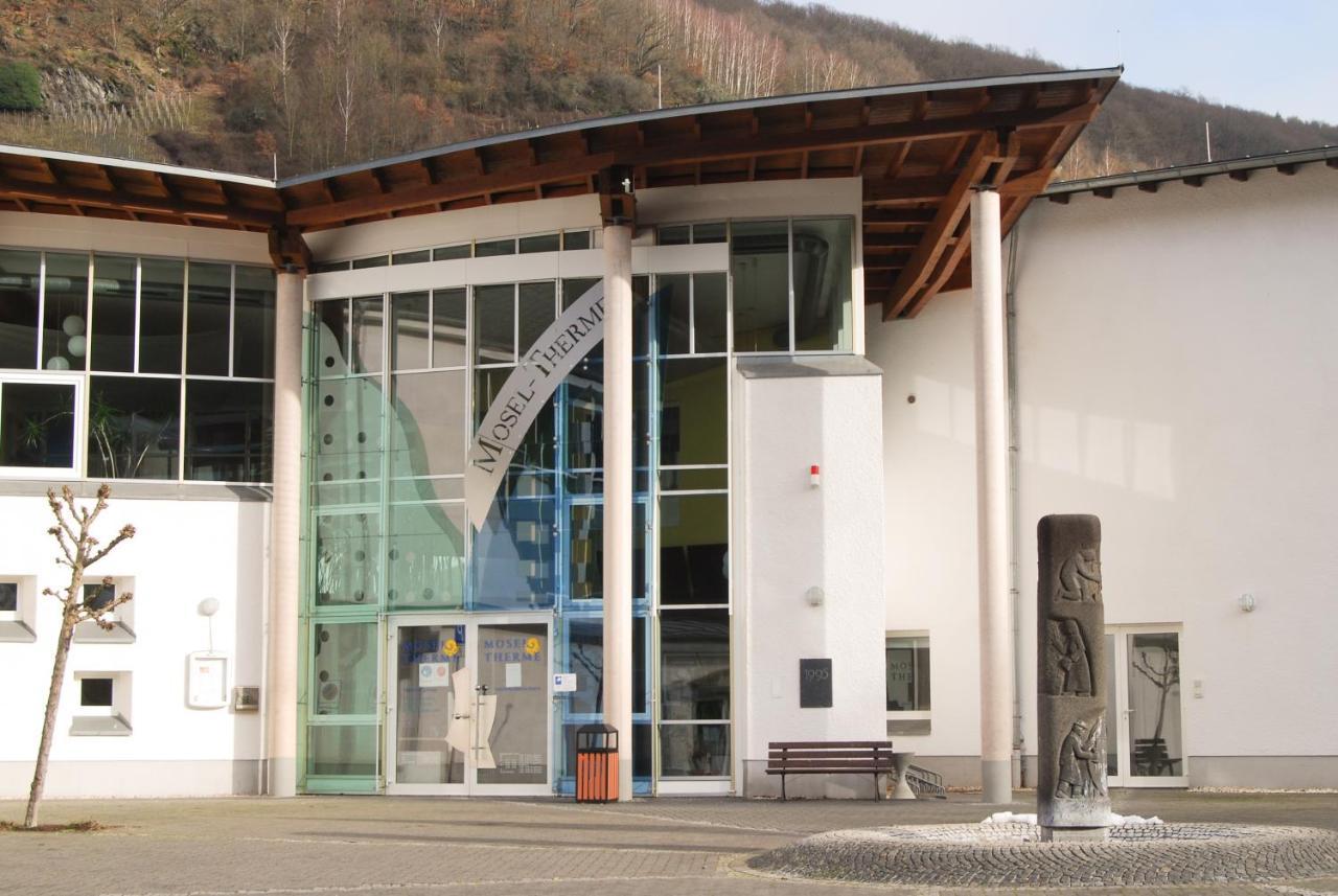 Gaestehaus An Der Moseltherme Трабен-Трарбах Экстерьер фото